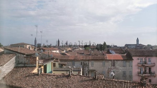 appartamento in vendita a Cremona in zona Cremona Centro