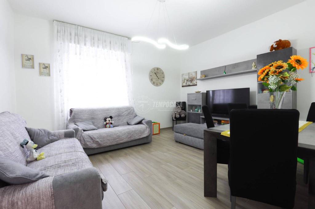 appartamento in vendita a Cremona in zona Via Dante