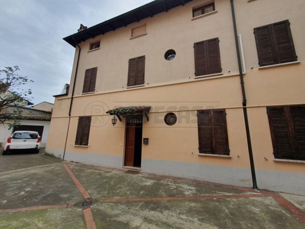 casa semindipendente in vendita a Cremona in zona Piazza Risorgimento