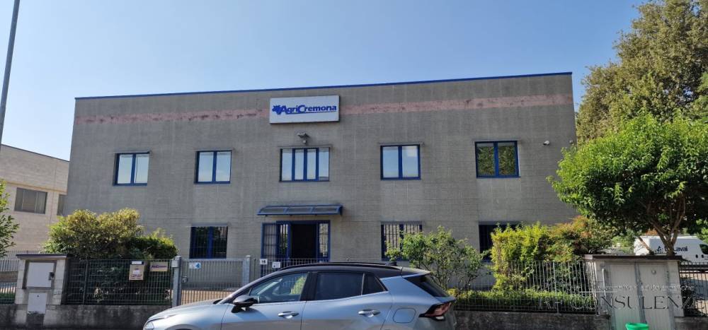 terreno edificabile in vendita a Cremona