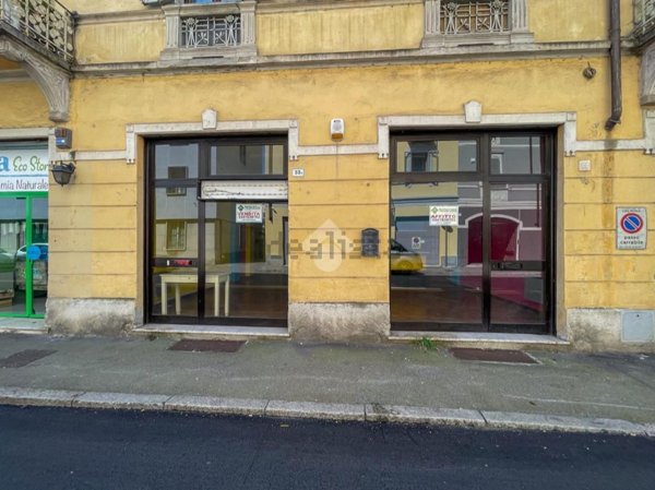 negozio in vendita a Cremona