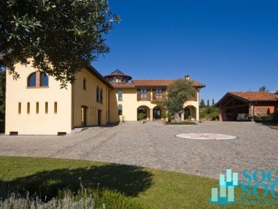 casa indipendente in vendita a Cremona