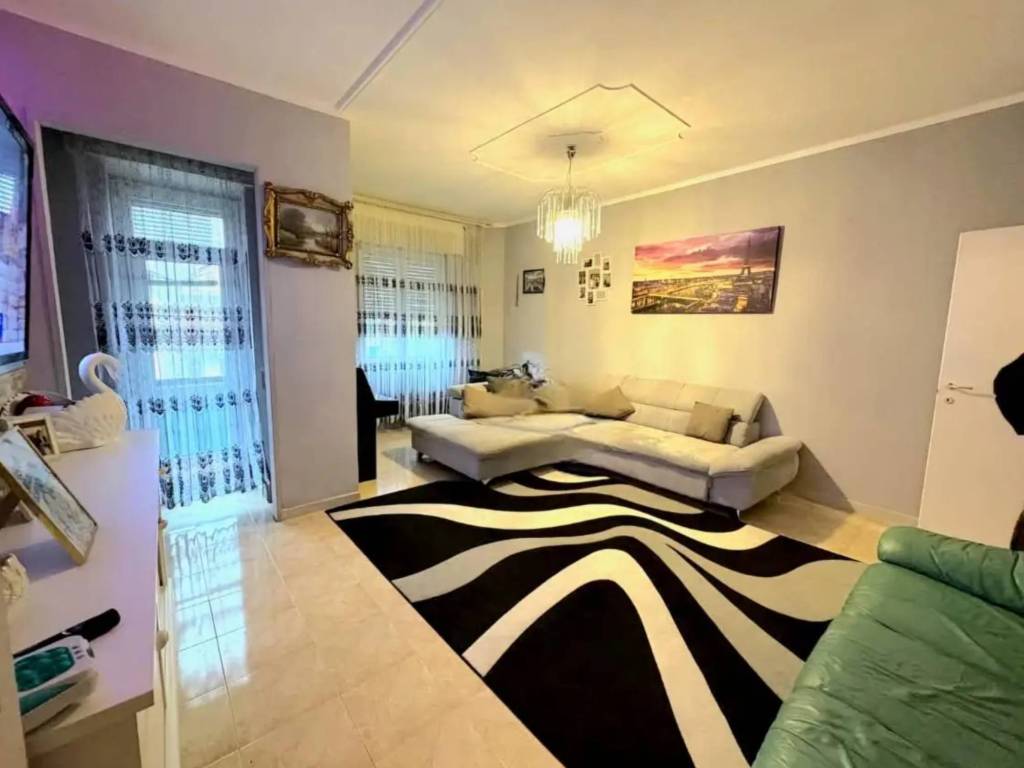 appartamento in vendita a Cremona in zona Viale Po