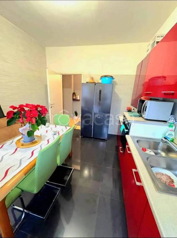 appartamento in vendita a Cremona in zona Viale Po
