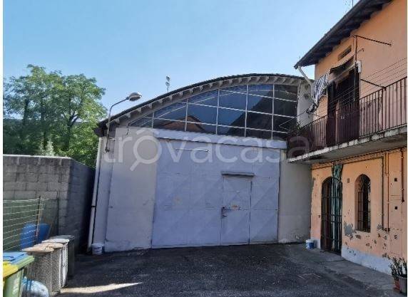 locale commerciale in vendita a Cremona in zona Corso Garibaldi
