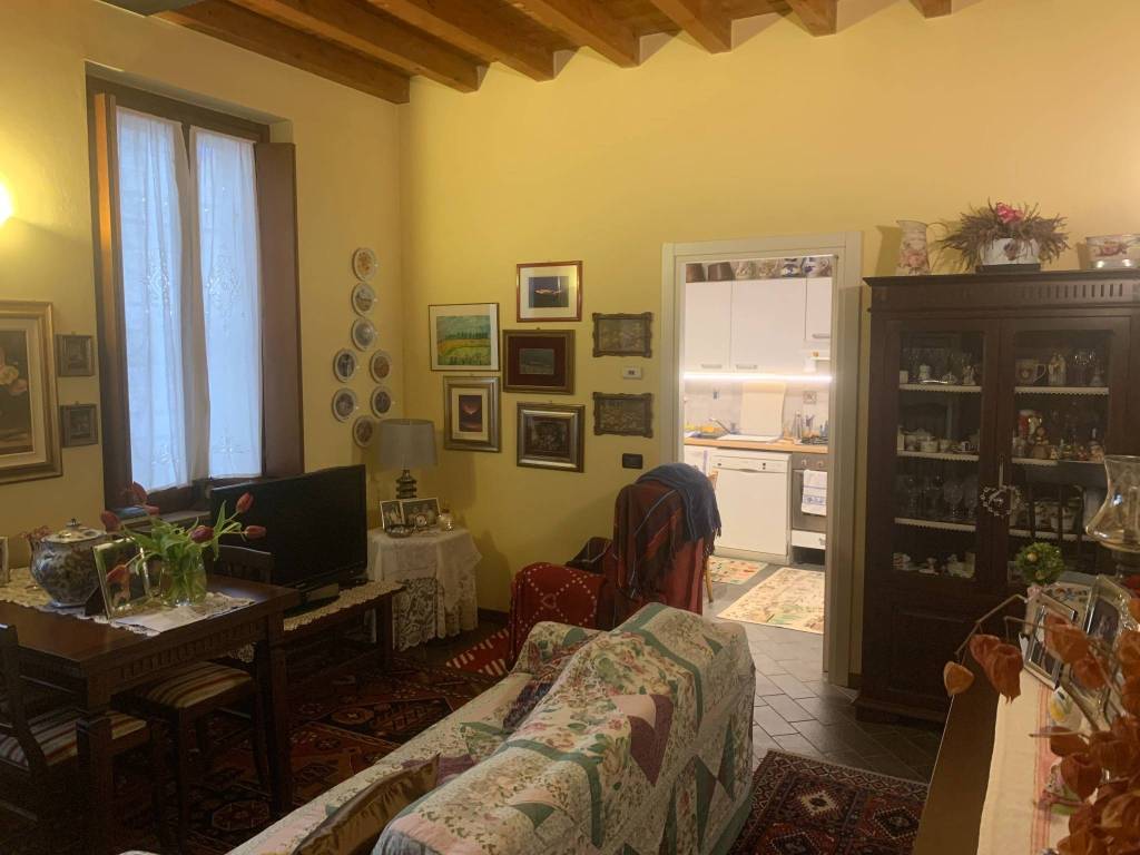 appartamento in vendita a Cremona in zona Piazza Castello