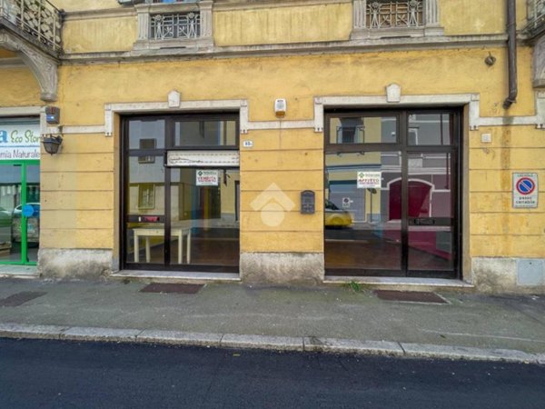 negozio in vendita a Cremona