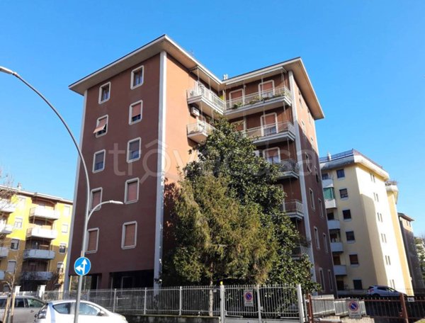 appartamento in vendita a Cremona in zona Viale Po