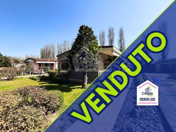 casa indipendente in vendita a Cremona in zona Maristella