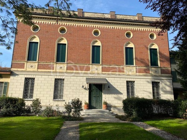villa in vendita a Cremona in zona Boschetto