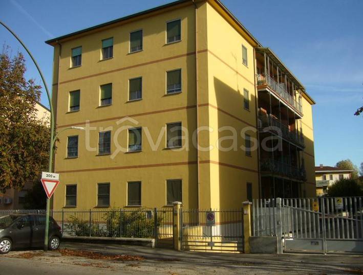 appartamento in vendita a Cremona in zona Corso Garibaldi