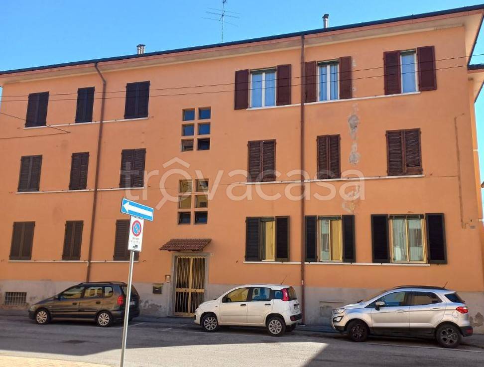 appartamento in vendita a Cremona in zona Corso Garibaldi
