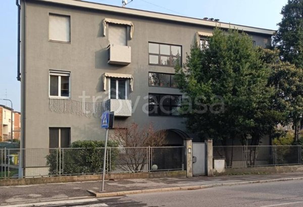 appartamento in vendita a Cremona in zona Corso Garibaldi
