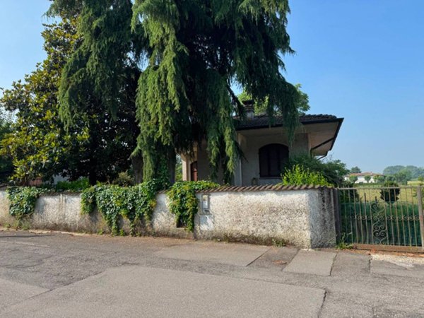 casa indipendente in vendita a Cremona in zona Via Giuseppina