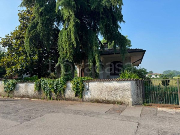 casa indipendente in vendita a Cremona in zona Via Giuseppina