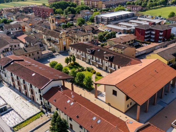 negozio in vendita a Cremona in zona San Felice