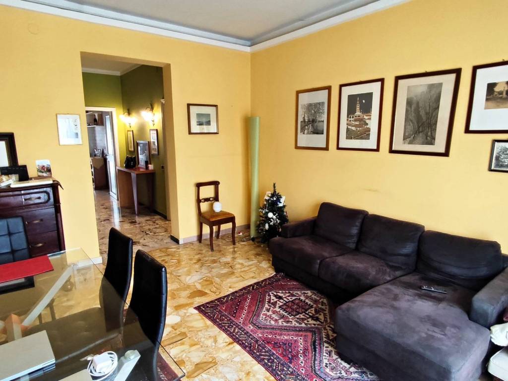 appartamento in vendita a Cremona in zona Piazza Castello