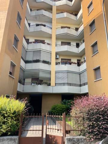 appartamento in vendita a Cremona in zona Viale Po