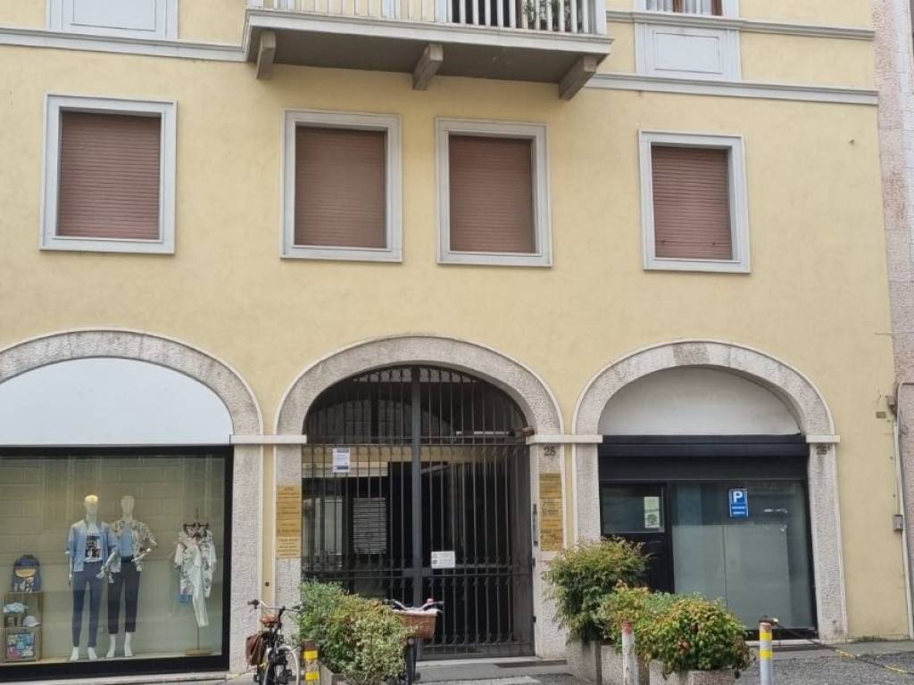 appartamento in vendita a Cremona in zona Piazza Castello