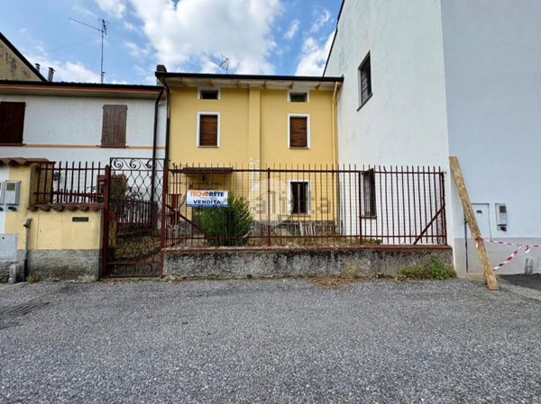 casa indipendente in vendita a Cremona in zona Cremona Centro