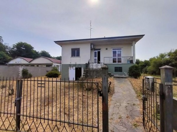 casa indipendente in vendita a Cremona in zona Boschetto