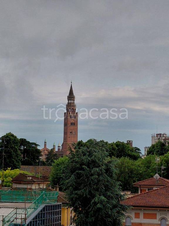 appartamento in vendita a Cremona in zona Via Dante