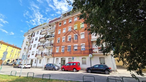 appartamento in vendita a Cremona in zona Via Giuseppina