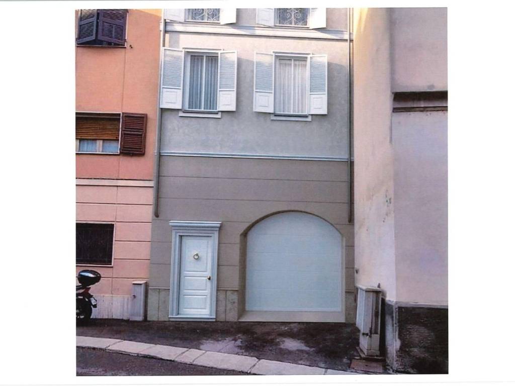 casa indipendente in vendita a Cremona in zona Cremona Centro