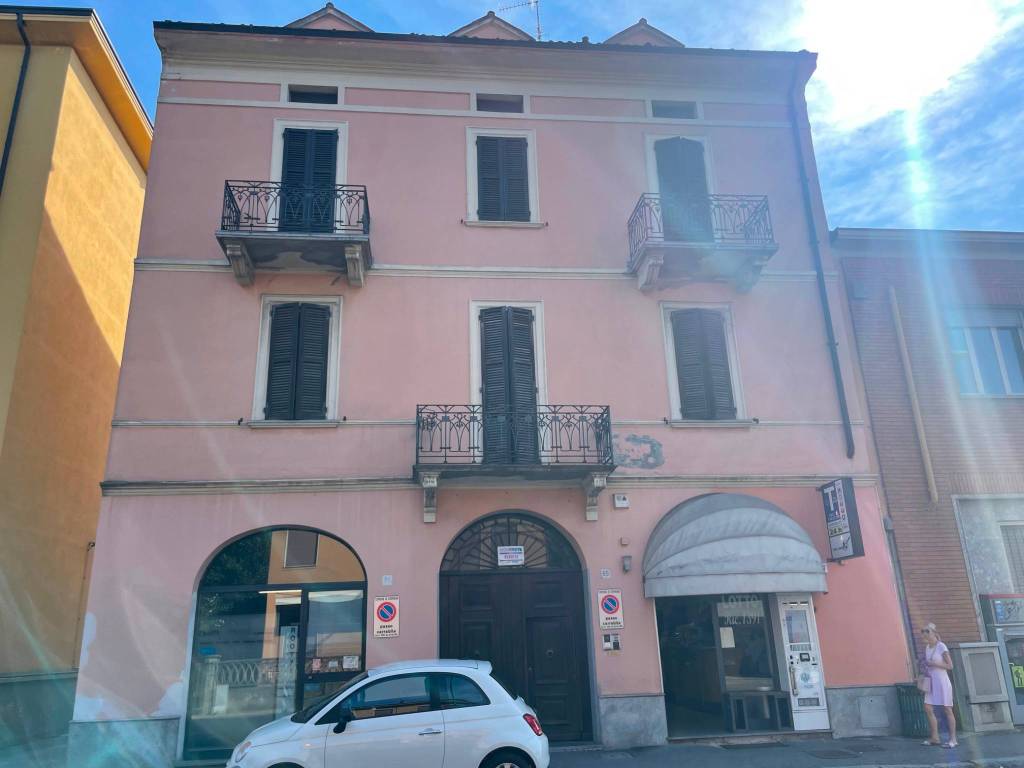 appartamento in vendita a Cremona in zona Viale Po