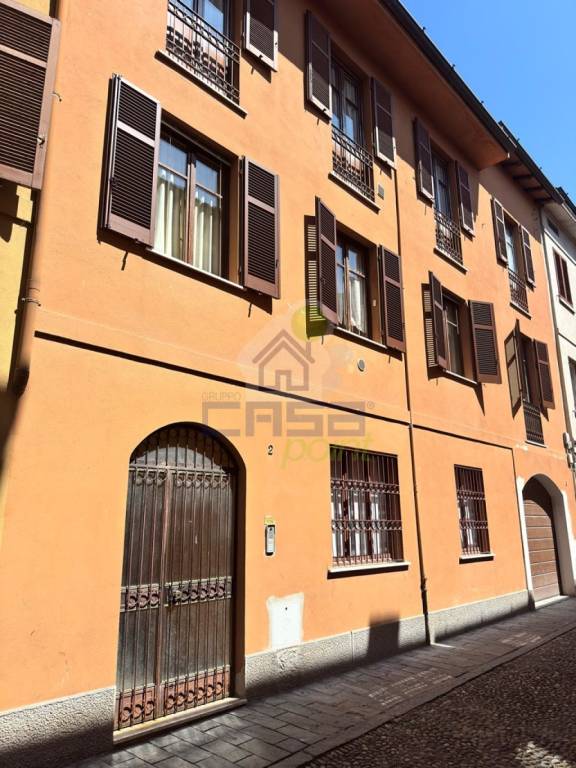 negozio in vendita a Cremona in zona Cremona Centro