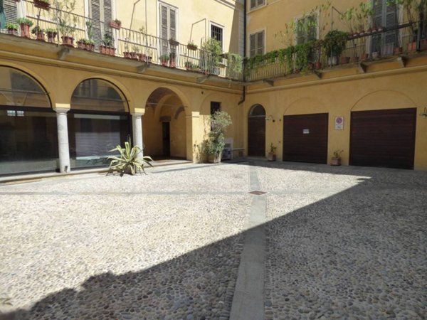 ufficio in vendita a Cremona in zona Viale Po