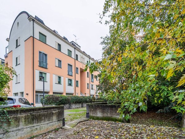 ufficio in vendita a Cremona in zona Viale Po