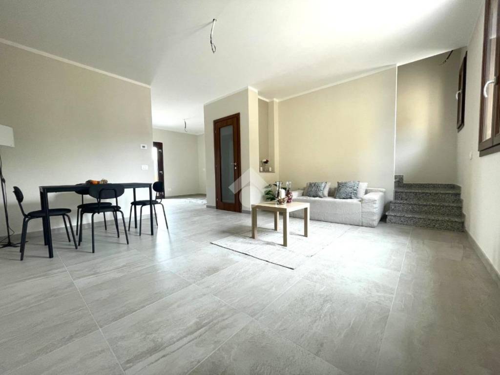 casa indipendente in vendita a Cremona in zona San Felice