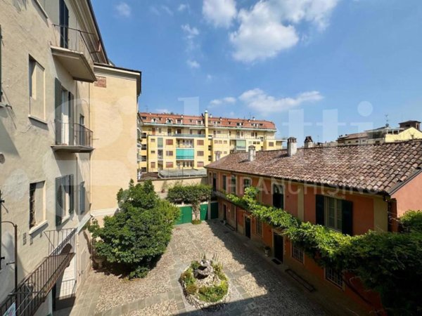 appartamento in vendita a Cremona in zona Piazza Castello