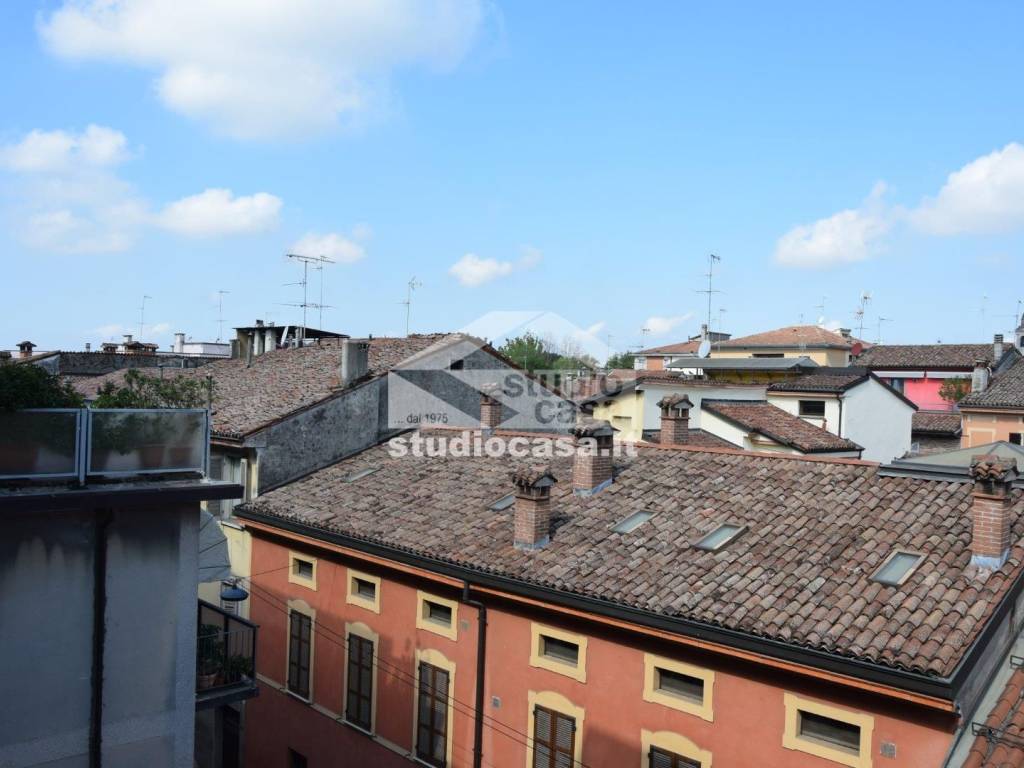 appartamento in vendita a Cremona in zona Piazza Castello