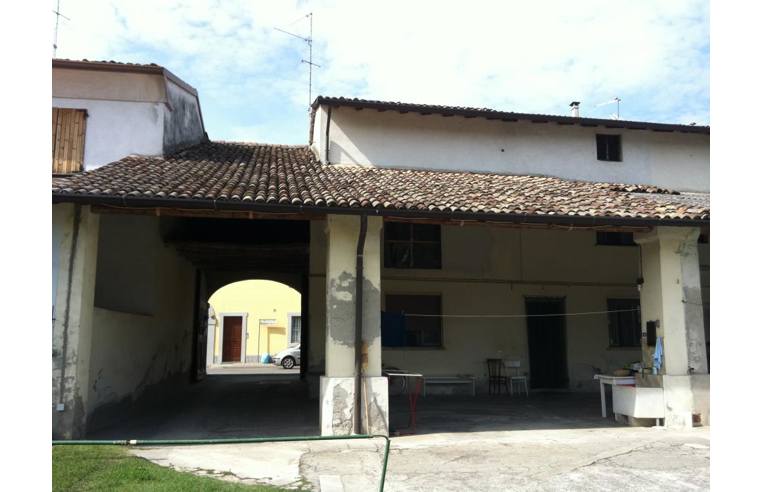 casa indipendente in vendita a Cremona