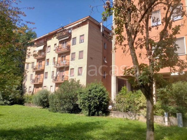 appartamento in vendita a Cremona in zona Viale Po