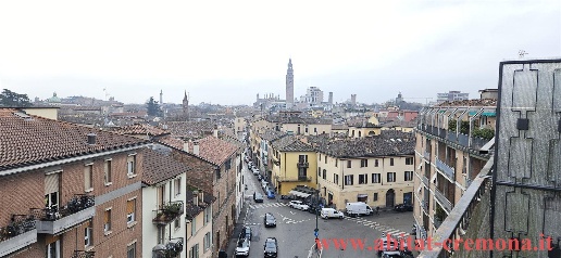 appartamento in vendita a Cremona in zona Cremona Centro