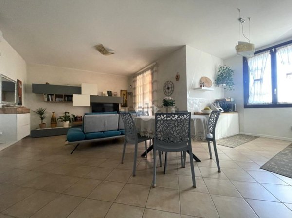 appartamento in vendita a Cremona in zona Bagnara