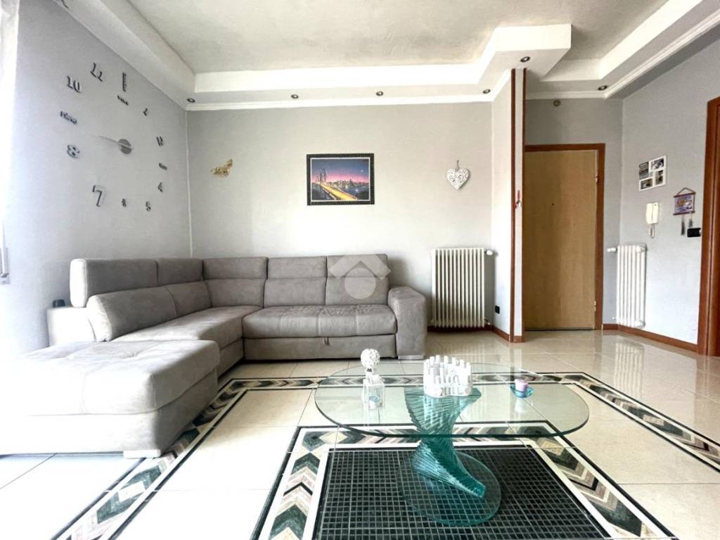 appartamento in vendita a Cremona in zona Via Dante