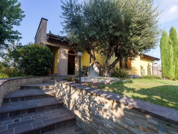 casa indipendente in vendita a Cremona in zona Maristella