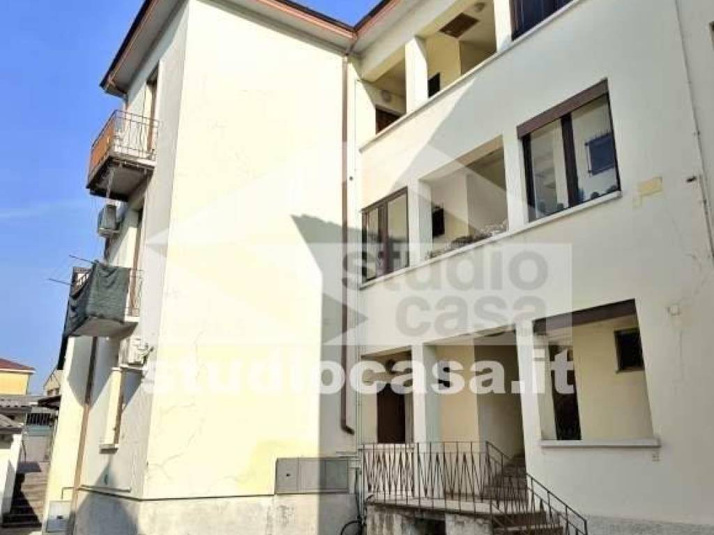 appartamento in vendita a Cremona in zona Via Giuseppina