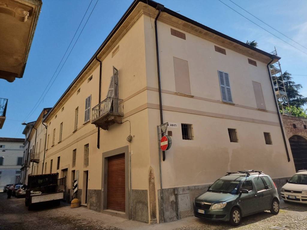 appartamento in vendita a Cremona in zona Piazza Castello