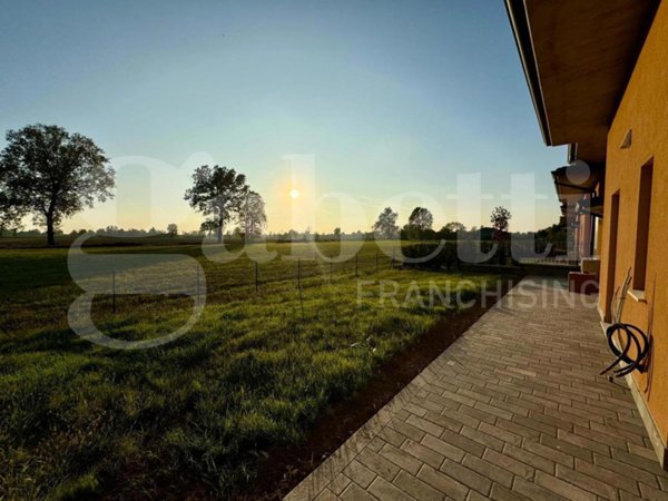 casa indipendente in vendita a Cremona in zona Boschetto