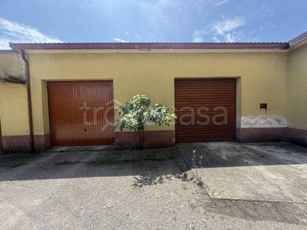 locale commerciale in vendita a Cremona