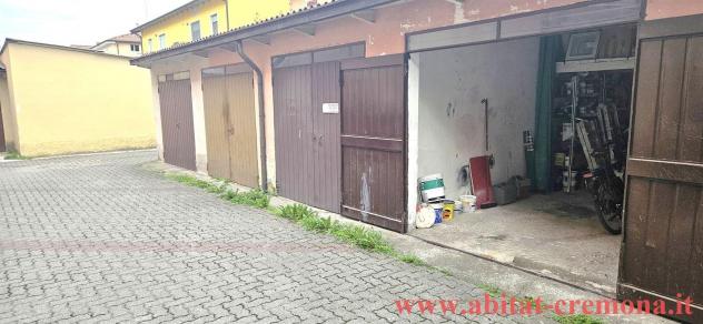 casa semindipendente in vendita a Cremona