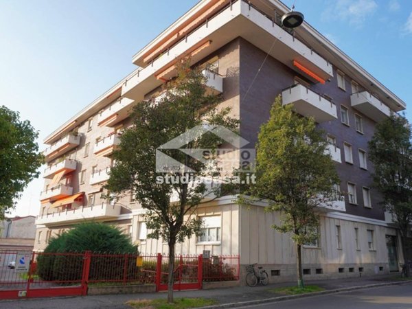 appartamento in vendita a Cremona in zona Piazza Castello