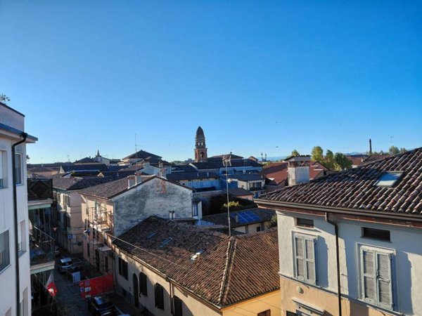 appartamento in vendita a Cremona in zona Piazza Castello