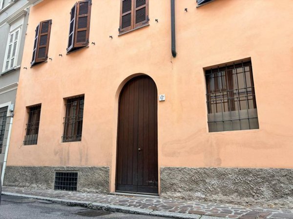 appartamento in vendita a Cremona in zona Piazza Castello
