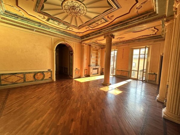 appartamento in vendita a Cremona in zona Piazza Castello